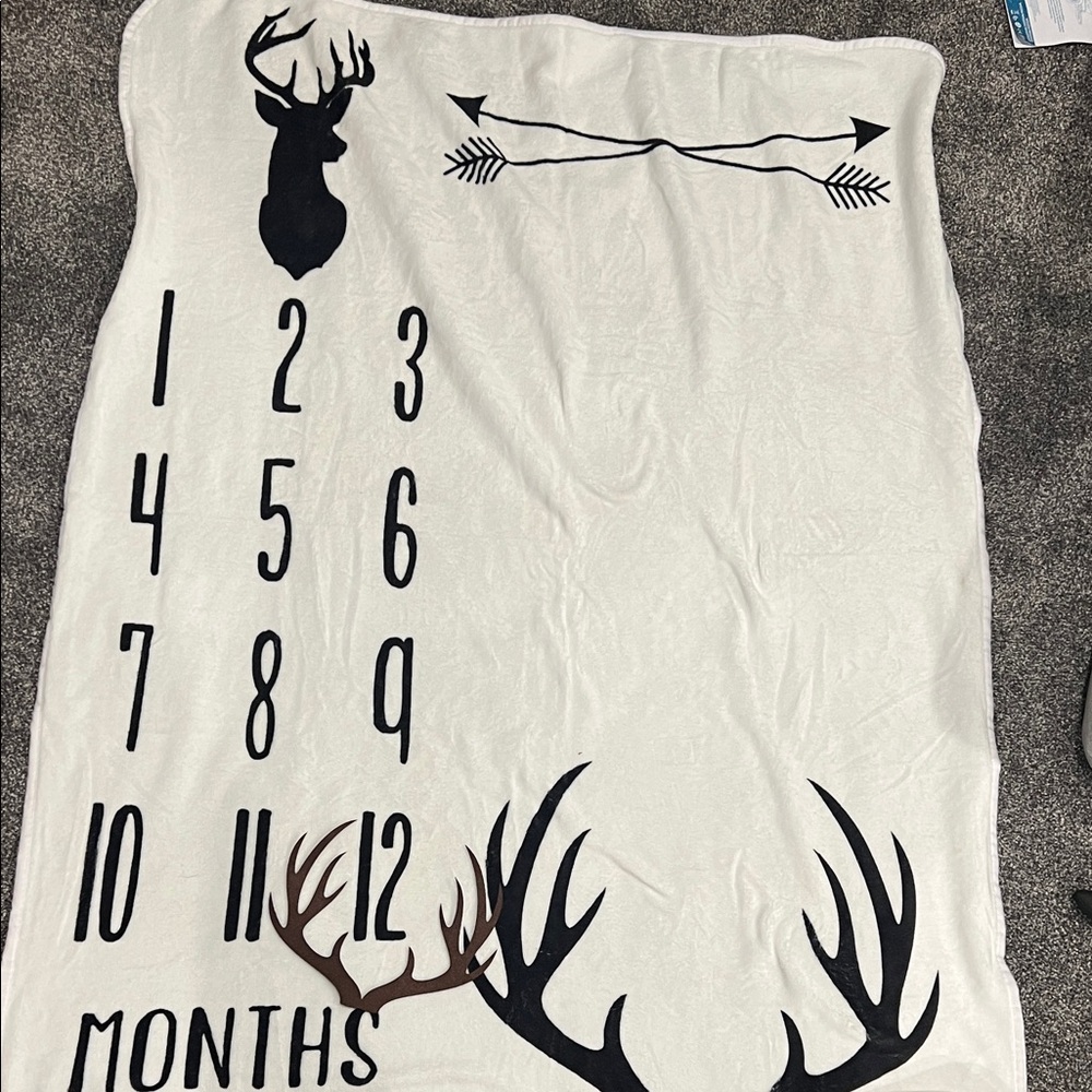White Baby Milestone Blanket with Deer Design